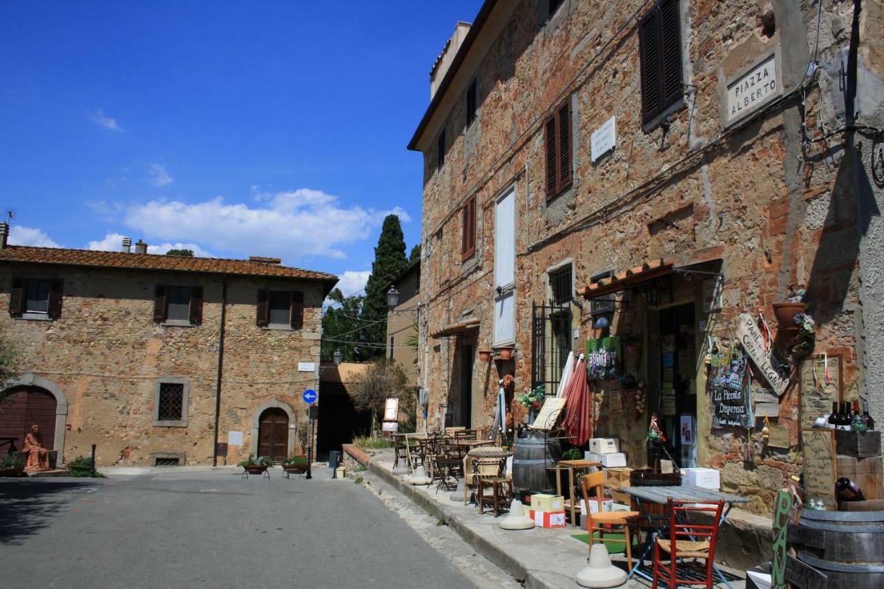 Strada Giulia 16 Hotel Bolgheri Exterior foto
